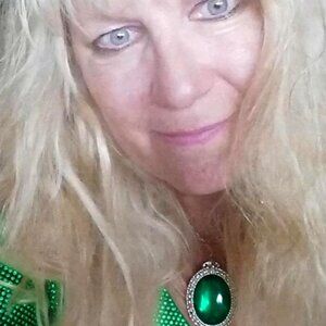 UNLISTED ITEM ON LIVE SHOW